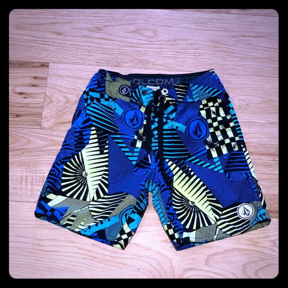 EUC Boys Volcom Board Shorts
